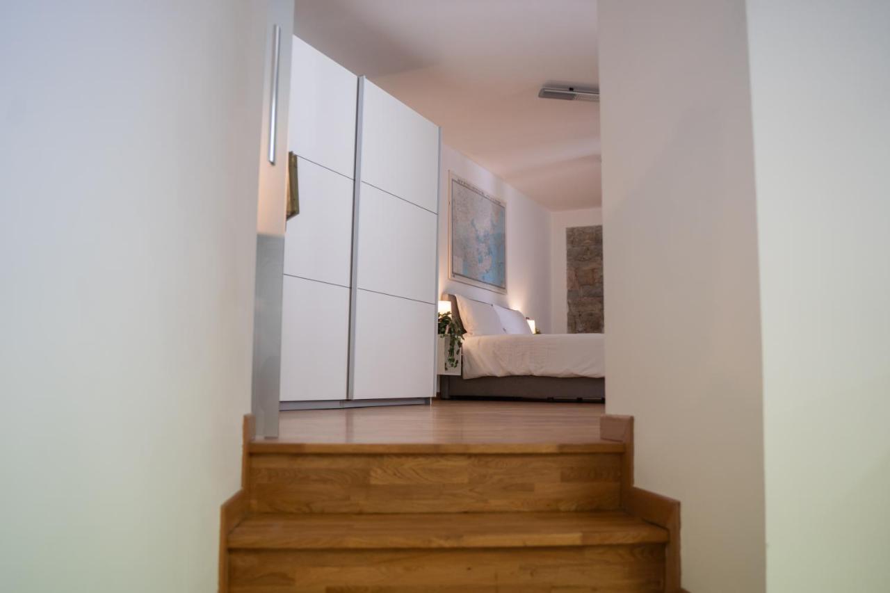 9B The Appartments Trieste Bagian luar foto